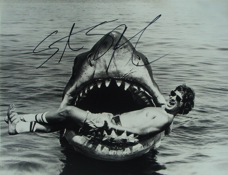 STEVEN SPIELBERG SIGNED Photo Poster painting Jaws Catch Me If You Can Raiders Of The Lost Ark Indiana Jones E.T. 11x 14 wcoa