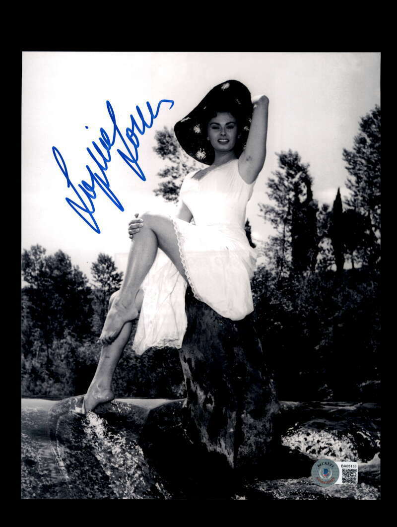 Sophia Loren BAS Beckett Coa Signed 8x10 Photo Poster painting Autograph