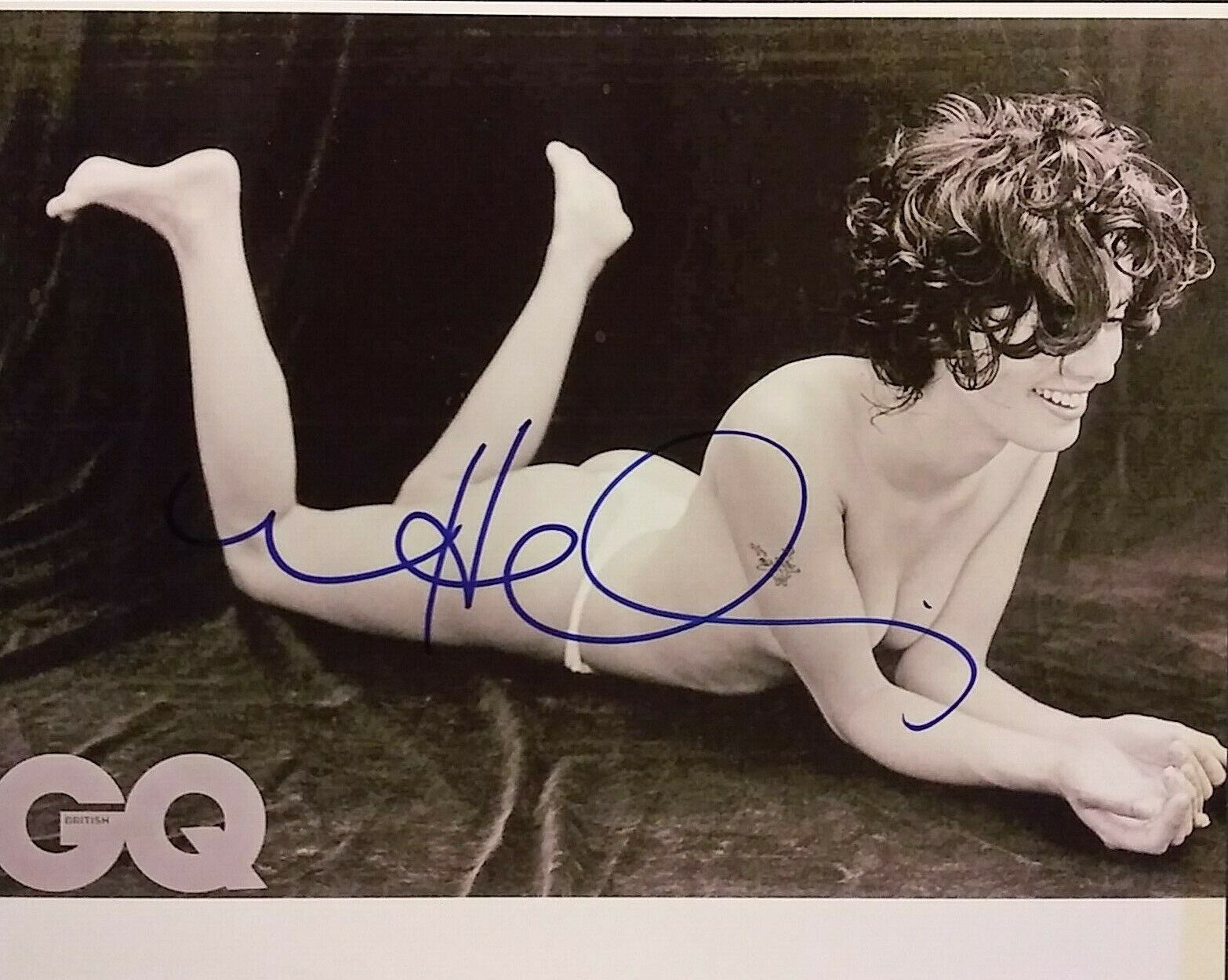 Lena Headey signed 8 x 10