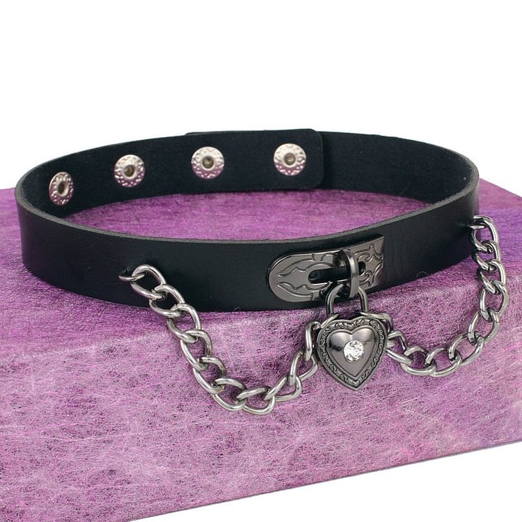 Gothic Heart Chain Leather Choker Necklace - Gotamochi Kawaii Shop, Kawaii Clothes