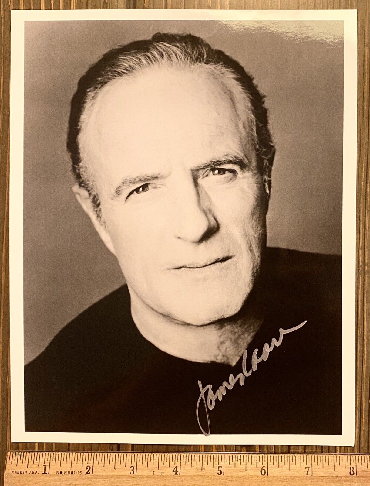 JAMES CAAN hand-signed 8x10 w/ coa ELF Movie