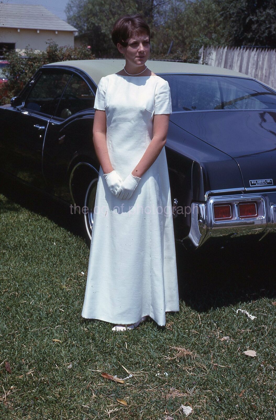 A WOMAN IN WHITE Vintage 35mm FOUND SLIDE Transparency Photo Poster painting 09 T 10 K