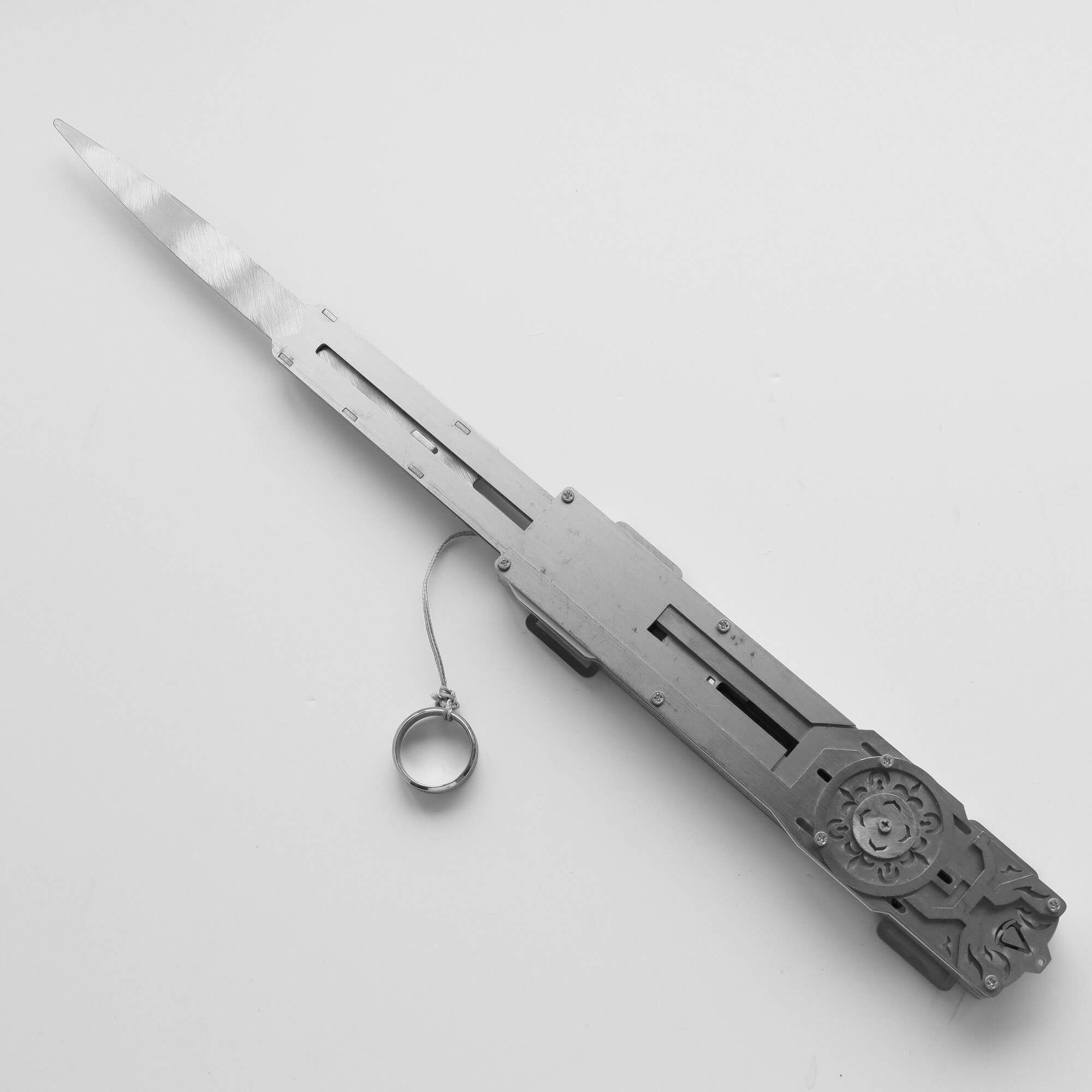 Hidden Blade Metal Ezio Hidden blade image 8