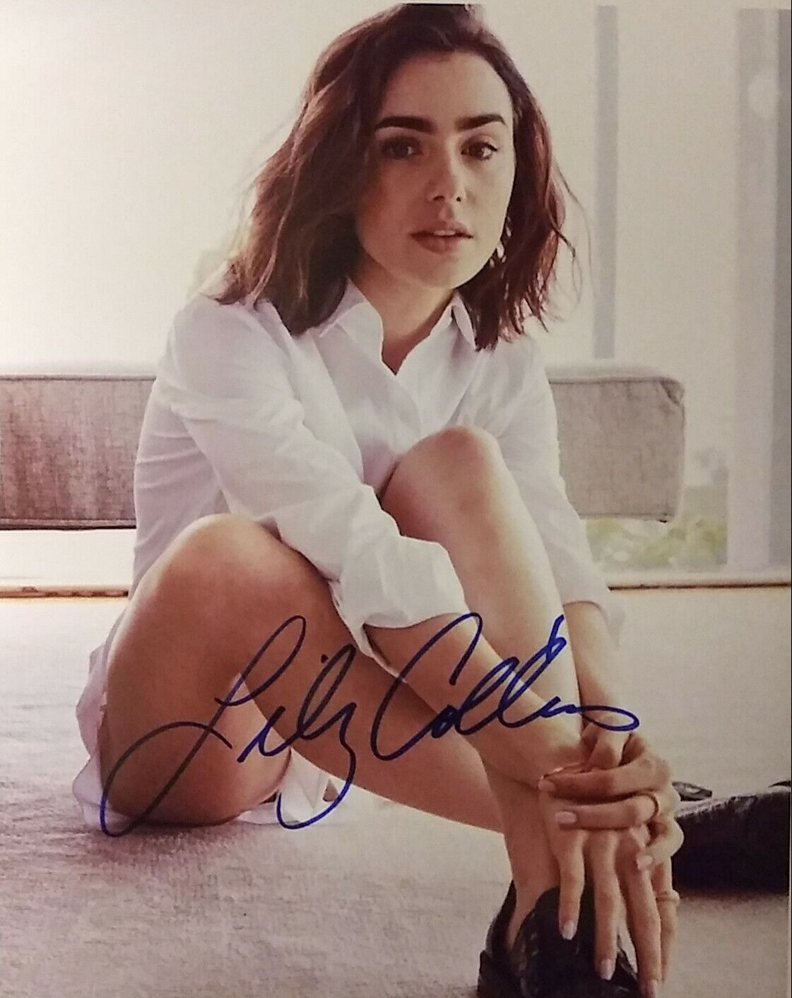 Lily Collins signed 8 x 10