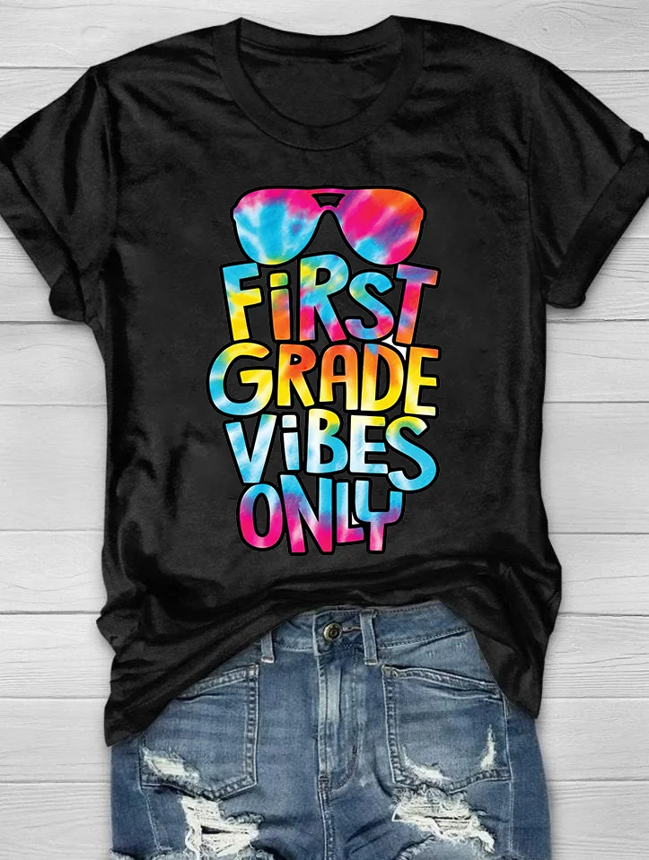 First Grade Vibes Only Print Women's T-shirt
