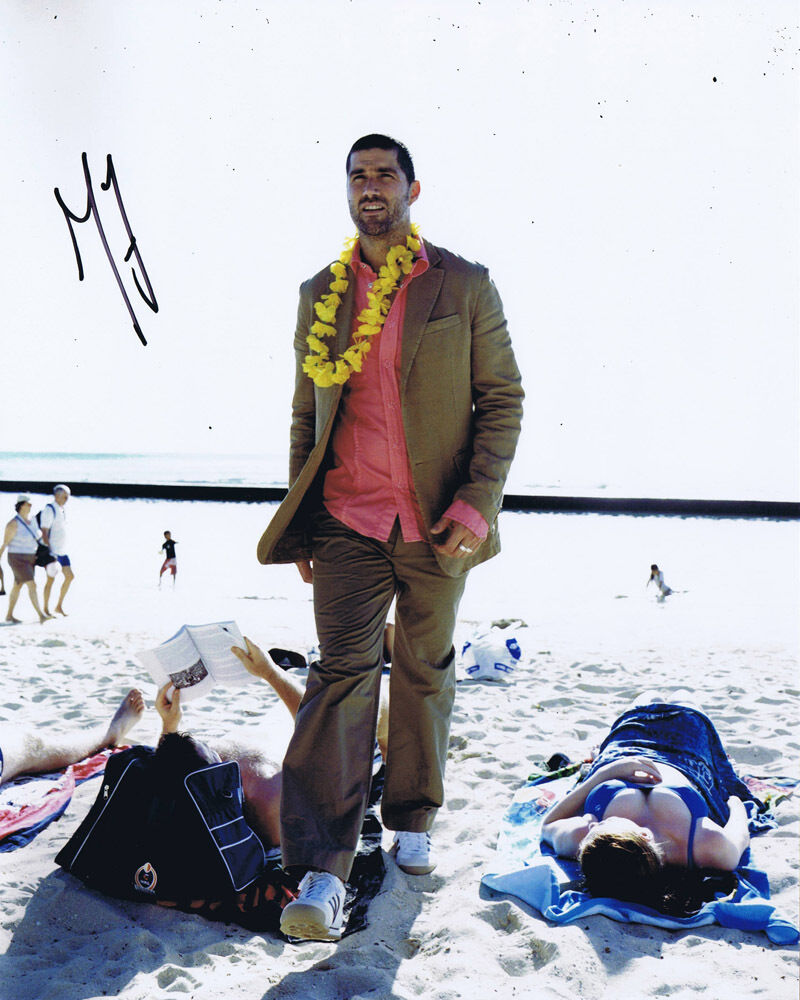 MATTHEW FOX as Dr. Jack in Lost SIGNED 10x8 Photo Poster painting AFTAL