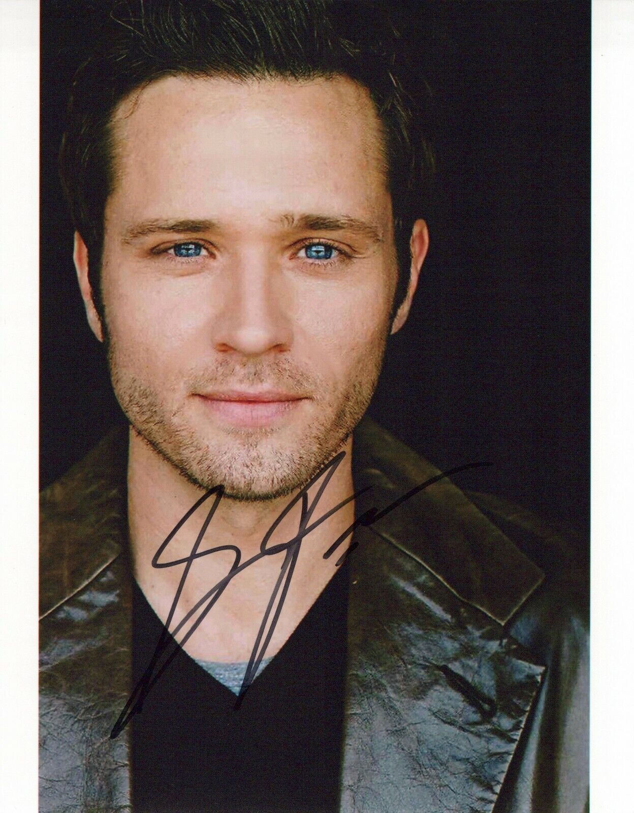 Seamus Dever head shot autographed Photo Poster painting signed 8x10 #3