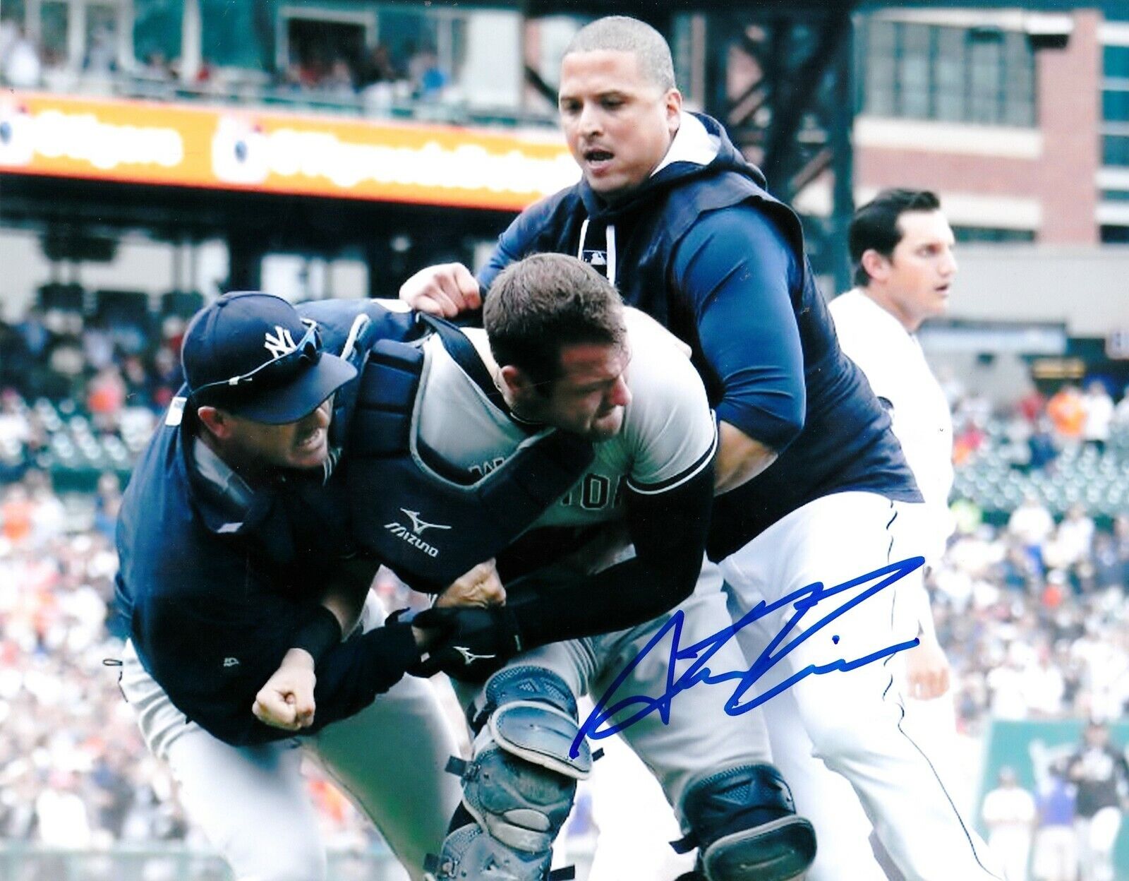 AUSTIN ROMINE NEW YORK YANKEES ACTION SIGNED 8x10