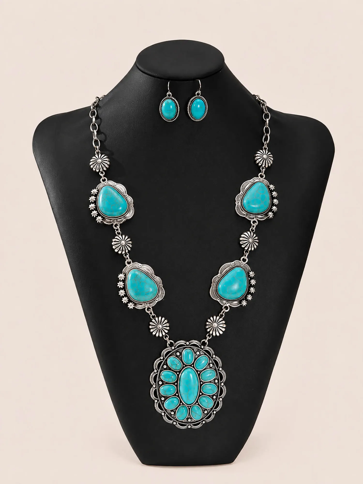 Chunky Turquoise Statement Medallion Necklace and Earrings Set for Women, Vintage Southwestern Western Jewelry Accessory