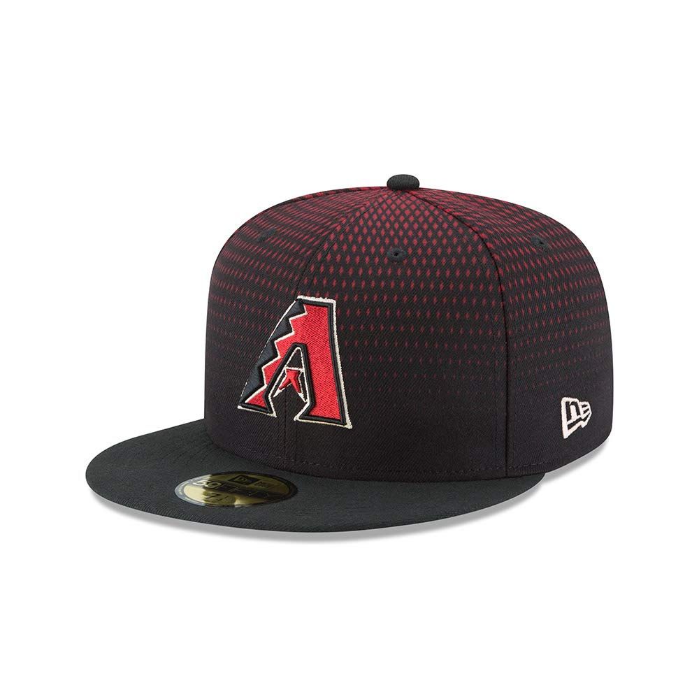 trendy fitted hats