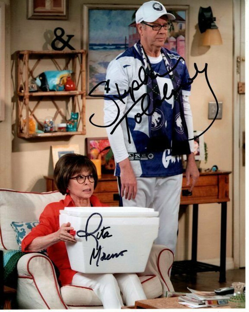 Rita moreno and stephen tobolowsky signed 8x10 one day at a time Photo Poster painting