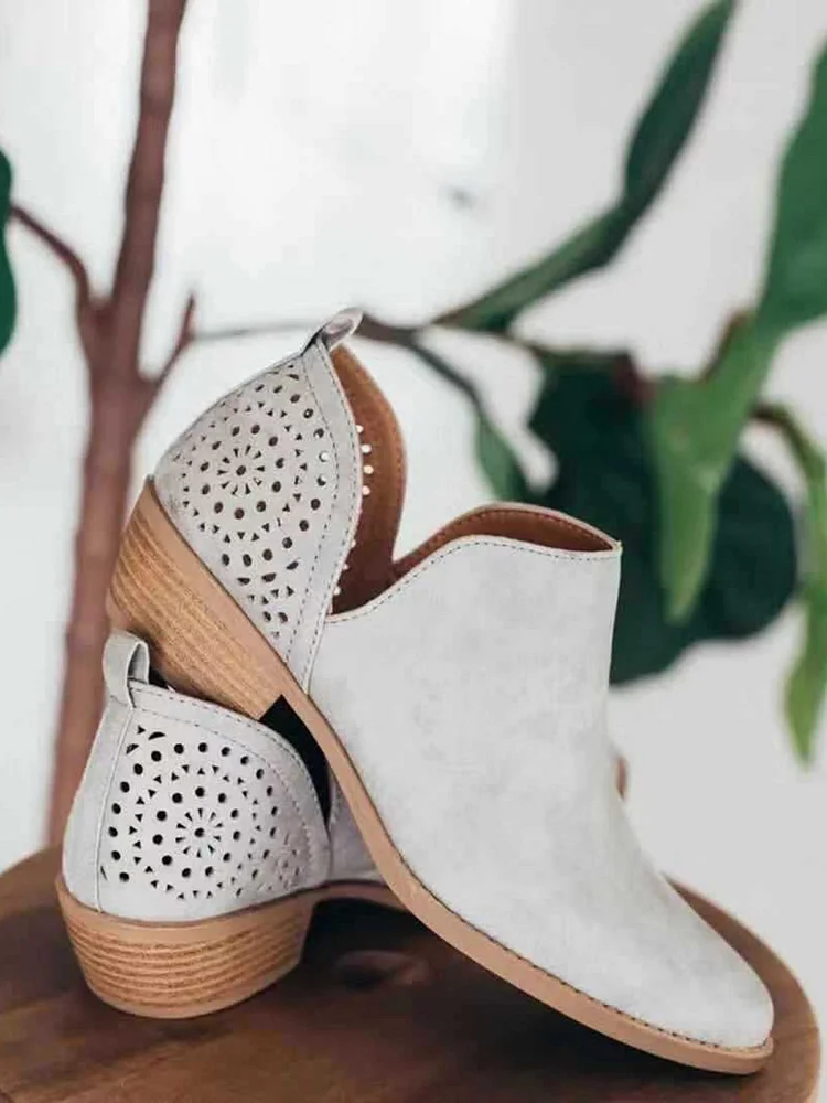 Cutout Breathable Pointed Toe Chunky Heel Booties