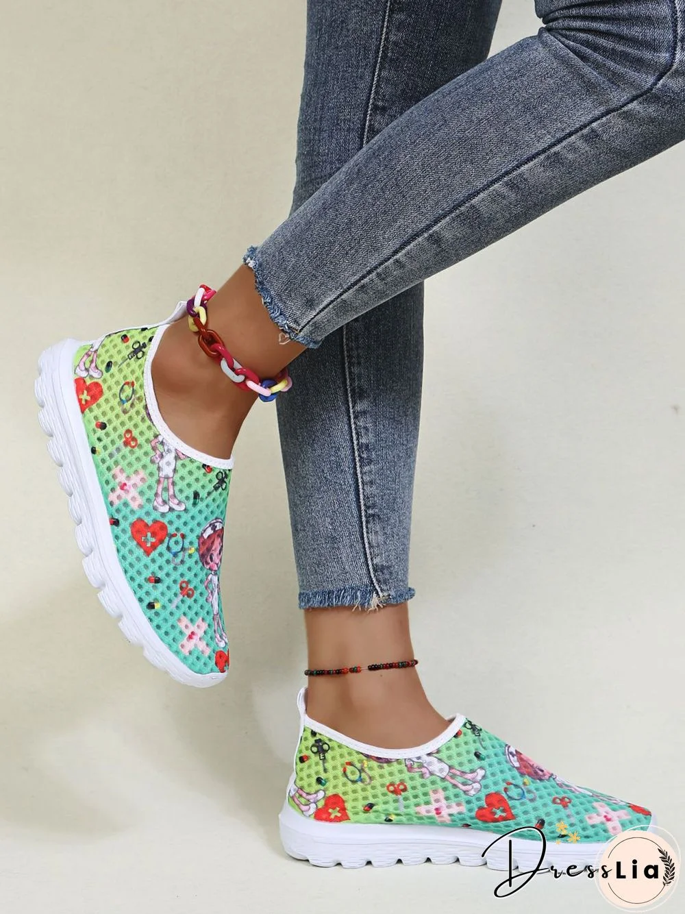 Nurse Fighting Epidemic Print Breathable Tulle Mesh Lightweight Sneakers