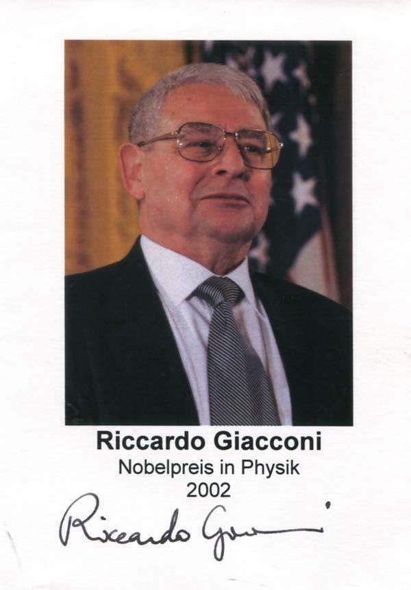 Riccardo Giacconi Nobel Prize autograph, signed Photo Poster painting