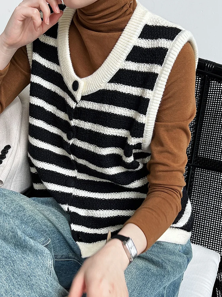 Casual Striped Sleeveless Vest