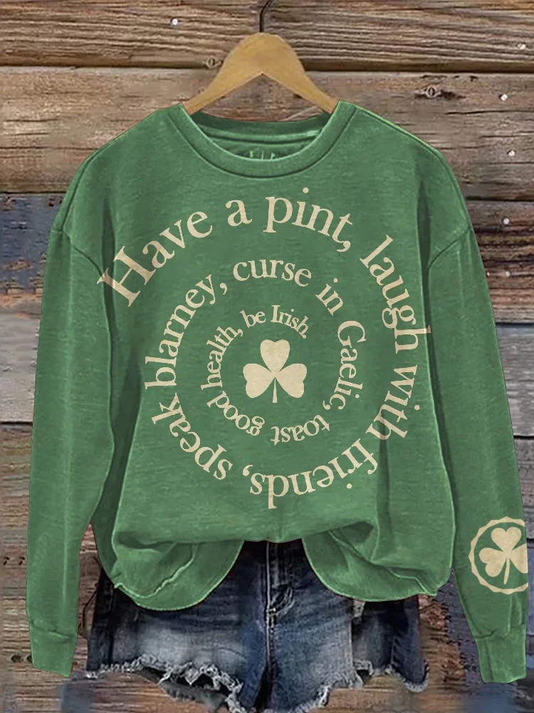 VChics Irish Shamrock Print Women's Sweatshirt