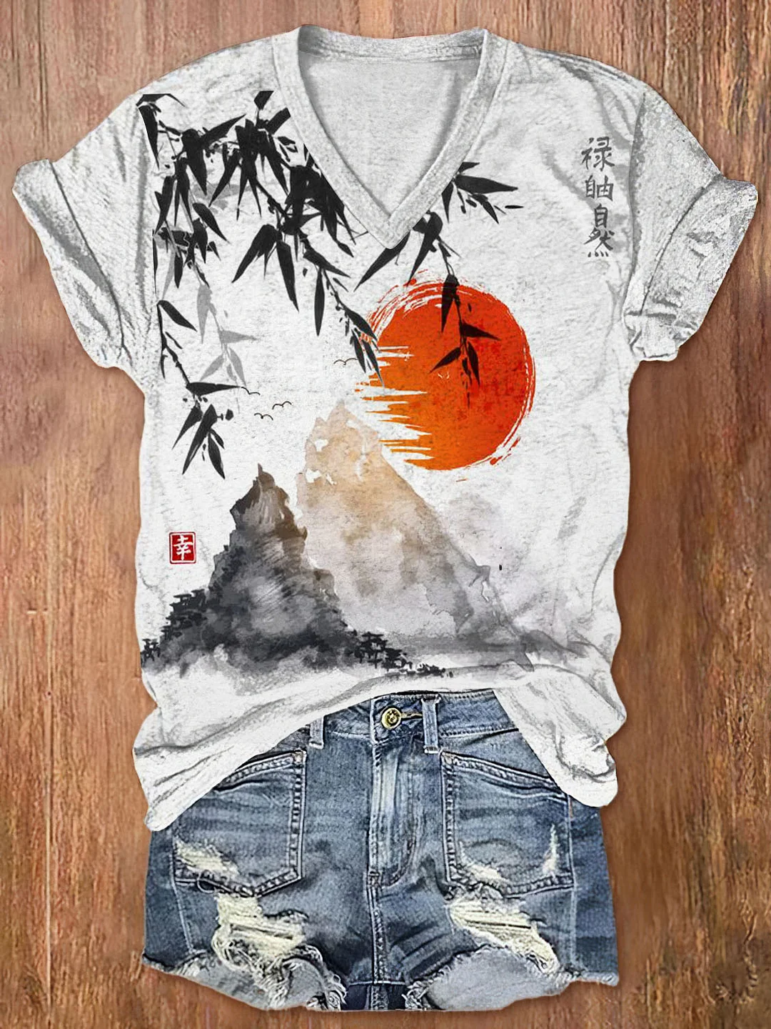 Women's Bamboo Mount Fuji Sunrise Japanese Art Print Casual T-Shirt