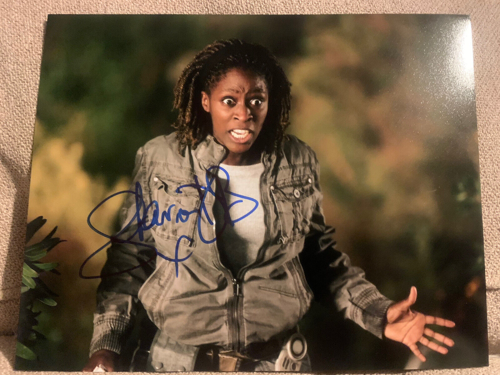 Sharon Duncan-Brewster Signed Doctor Who10x8 Photo Poster painting.