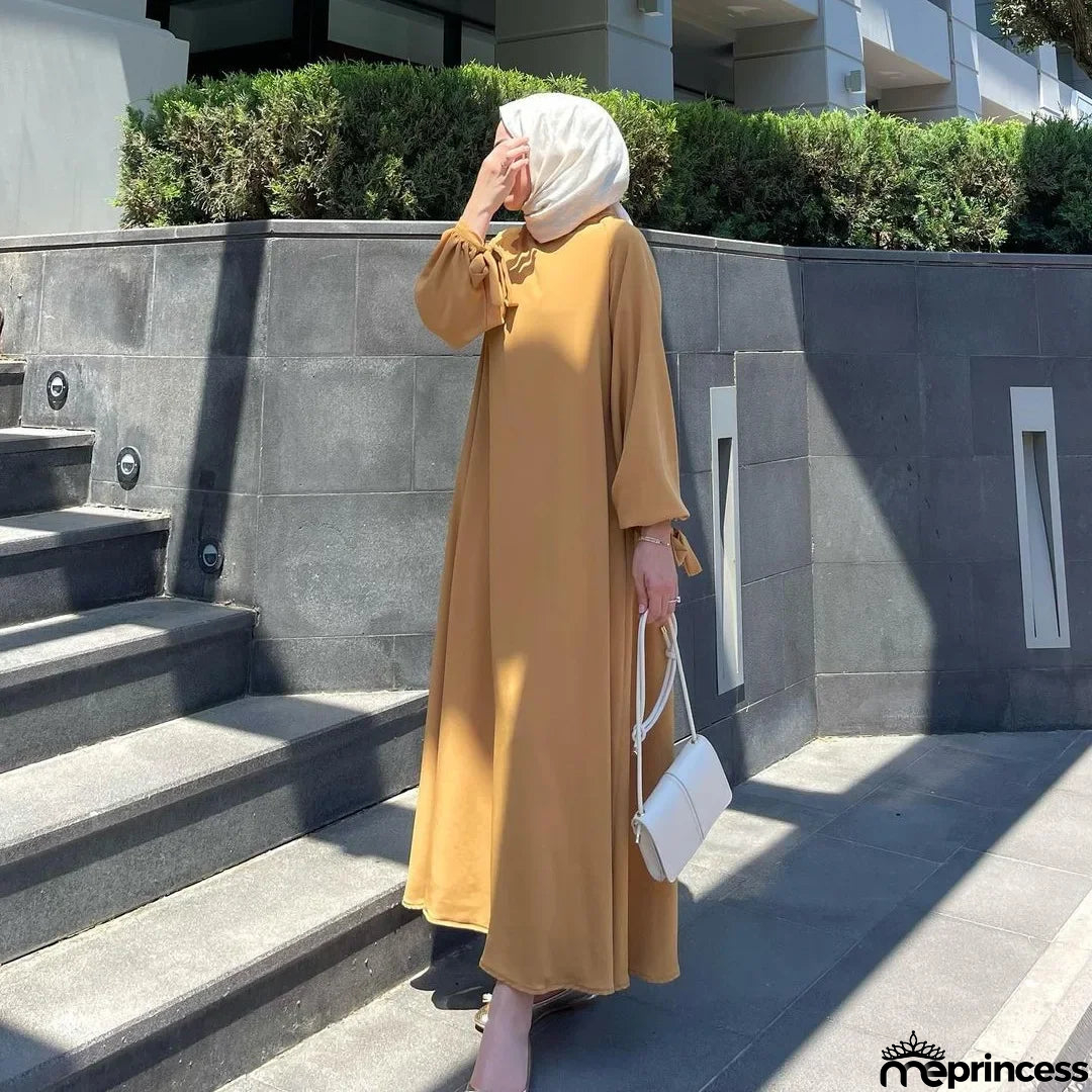 Women's Arabian Polyester Full Sleeve Solid Pattern Casual Abaya