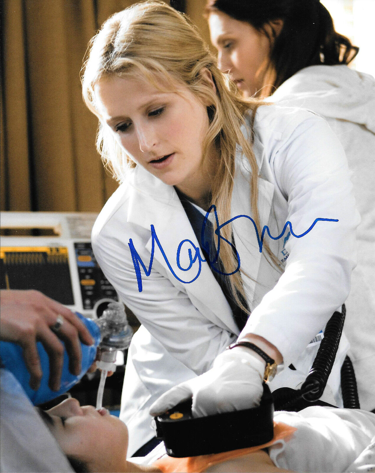 GFA Emily Owens M.D. * MAMIE GUMMER * Signed 8x10 Photo Poster painting M1 COA