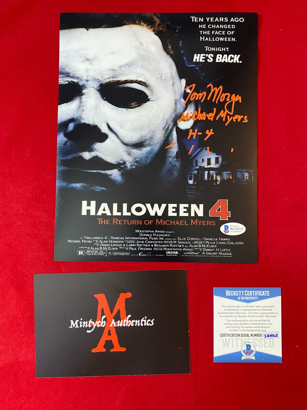 TOM MORGA AUTOGRAPHED SIGNED 8x10 Photo Poster painting! HALLOWEEN 4! MICHAEL MYERS! BECKETT COA