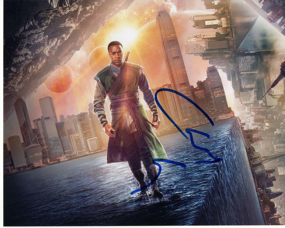 CHIWETEL EJIOFOR SIGNED AUTOGRAPHED 8X10 Photo Poster painting - KARL MORDO DOCTOR STRANGE