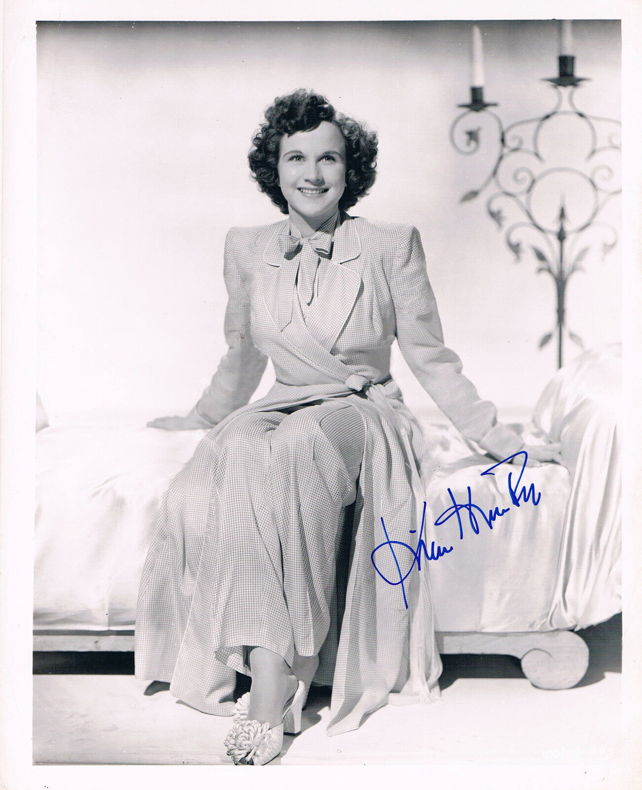 Kim Hunter 1922-2002 genuine autograph Photo Poster painting 8x10