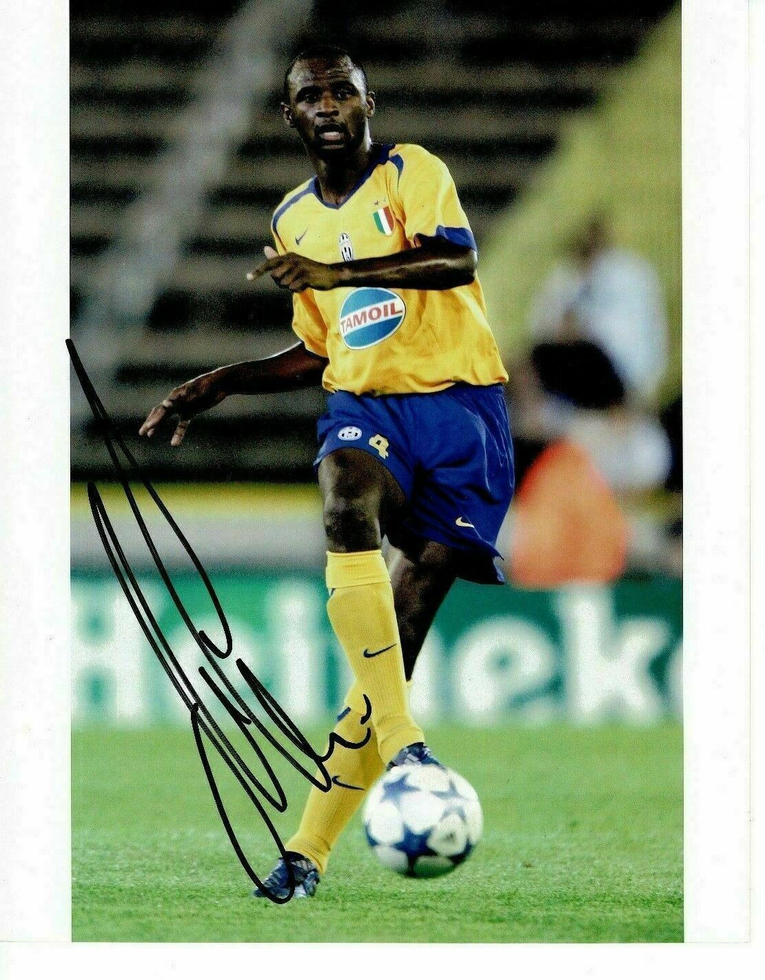 Patrick Vieira Signed 10X8 Photo Poster painting Juventus F.C.& France AFTAL COA (A)