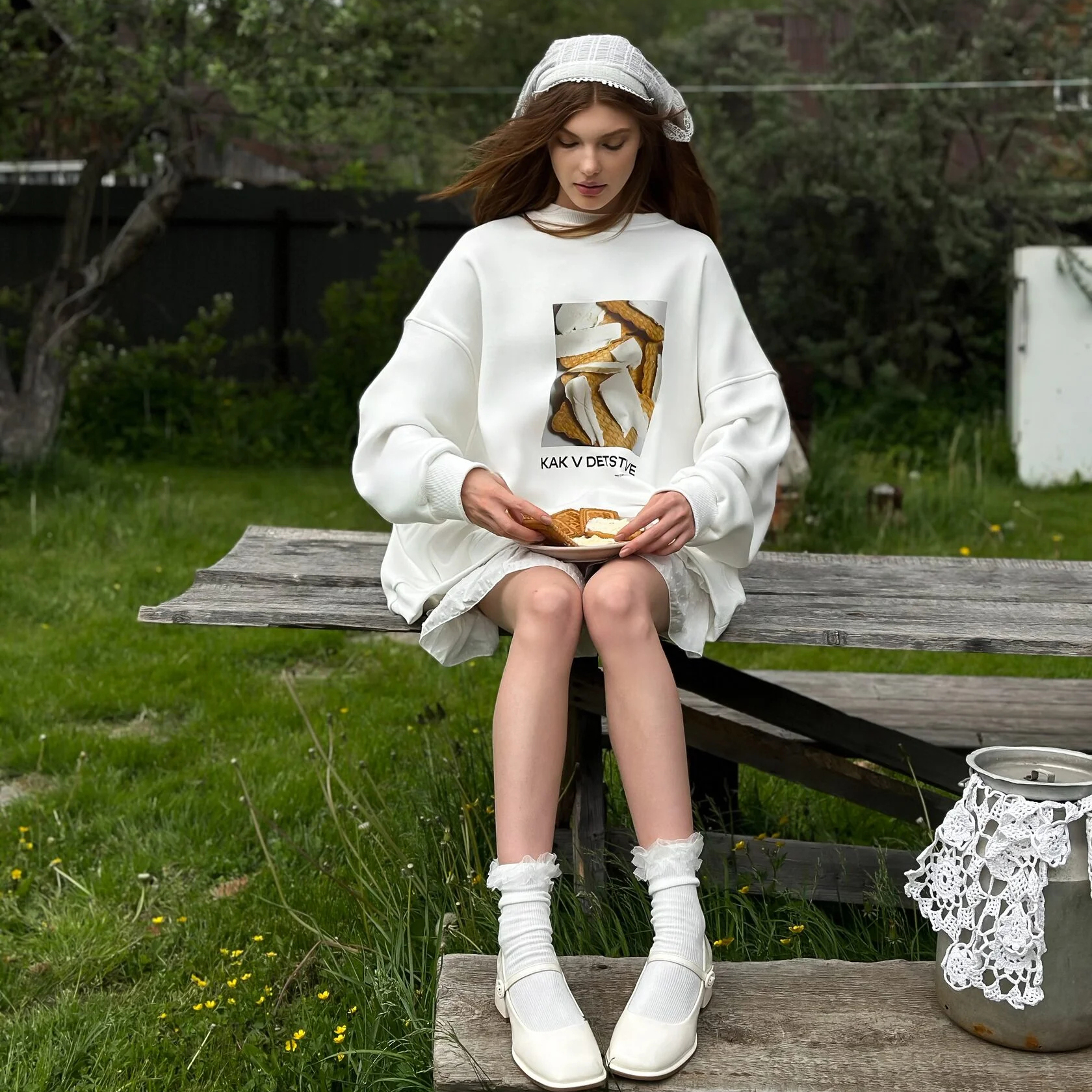 Women's Oversized, Loose, Comfortable Zucchini Print Sweatshirt