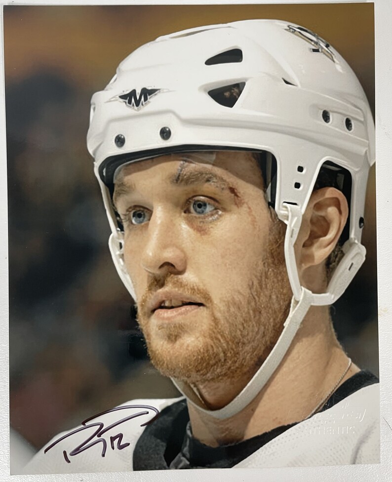 Ryan Malone Signed Autographed Glossy 8x10 Photo Poster painting Pittsburgh Penguins - COA Matching Holograms