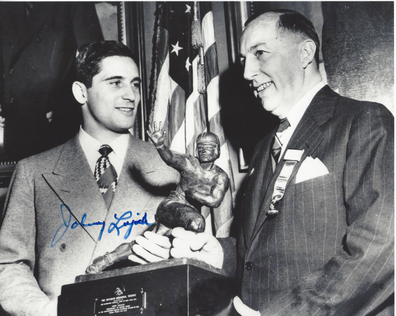 JOHNNY LUJACK NOTRE DAME IRISH 1947 HEISMAN SIGNED AUTHENTIC 8X10 Photo Poster painting E w/COA