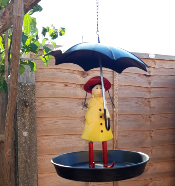 Bird Feeder Metal Hanging Chain Girl And Umbrella Bird Feeder For Wild Birds
