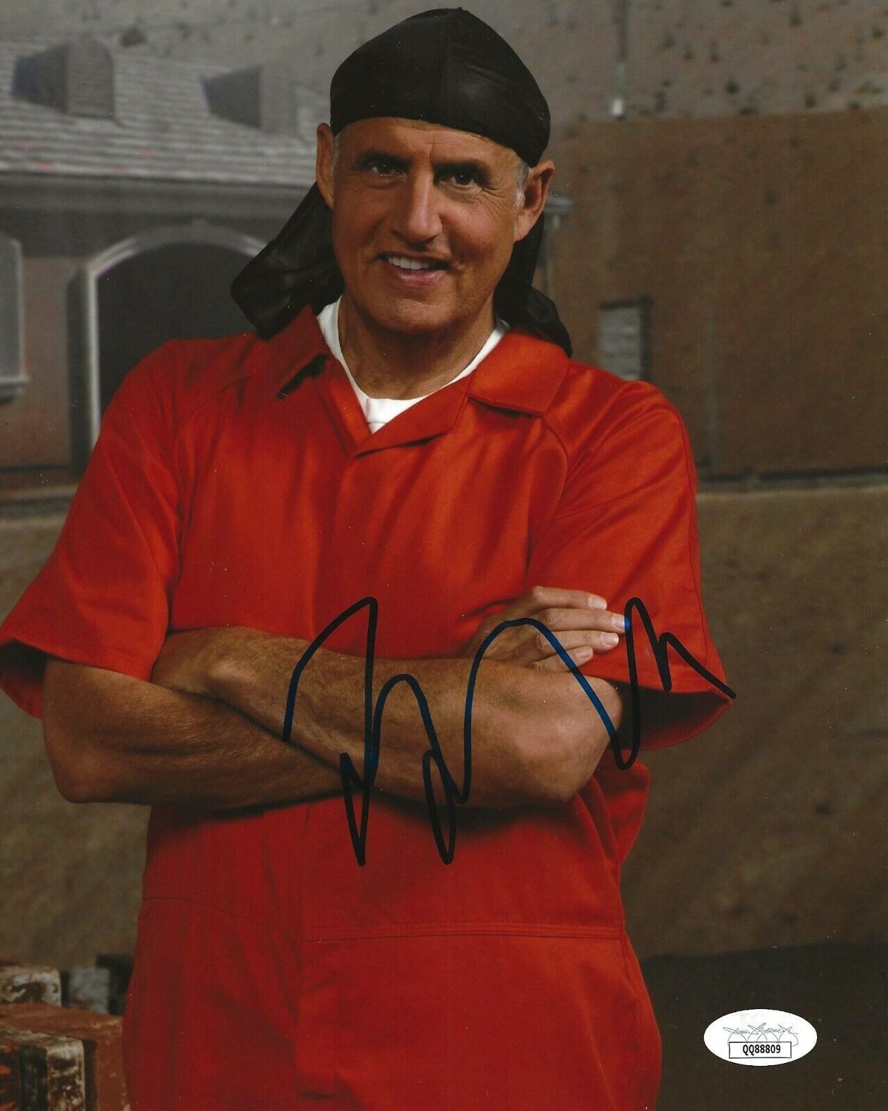 Jeffrey Tambor signed Arrested Development 8x10 Photo Poster painting autographed 2 JSA