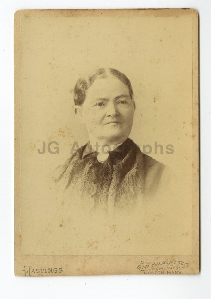 19th Century Woman - Boston, MA - Hastings Photo Poster painting Studio Cabinet Card