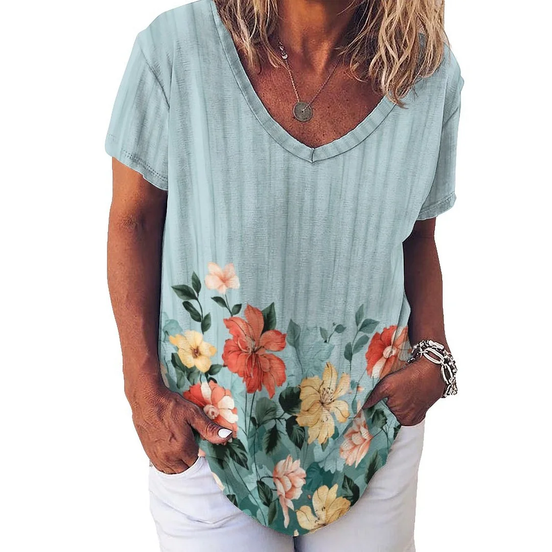 V-neck Short Sleeve Casual T-shirt for  Women Printed with Pattern Floral, Colorful, Blue, Red