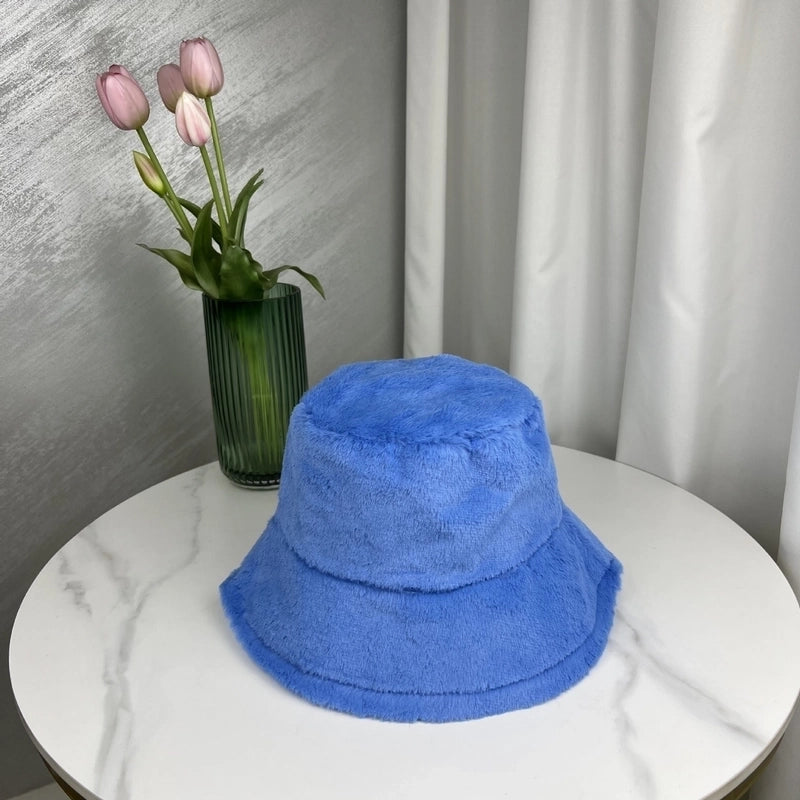Women’s Basic Solid Color Curved Eaves Bucket Hat