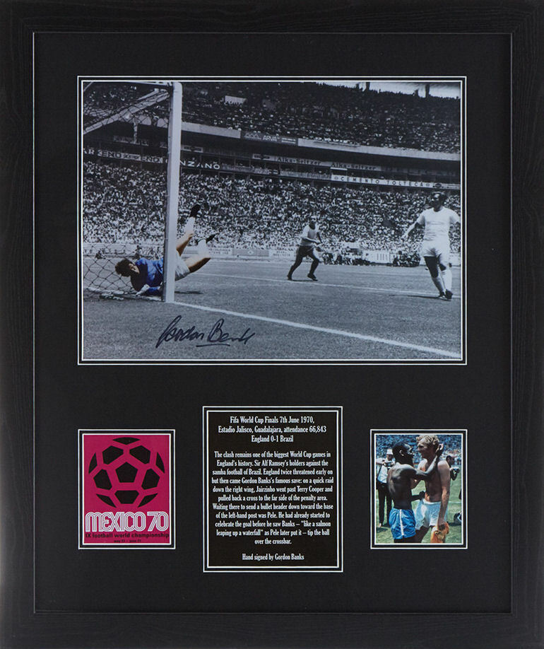 FRAMED GORDON BANKS SIGNED ENGLAND 1970 FIFA WORLD CUP FOOTBALL Photo Poster painting PELE PROOF