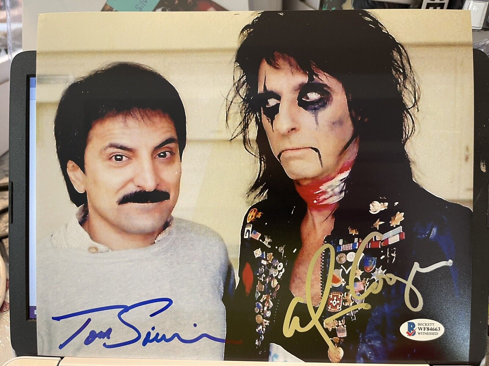 ALICE COOPER TOM SAVINI SIGNED 8 x 10 Photo Poster painting AUTOGRAPH BECKETT D2