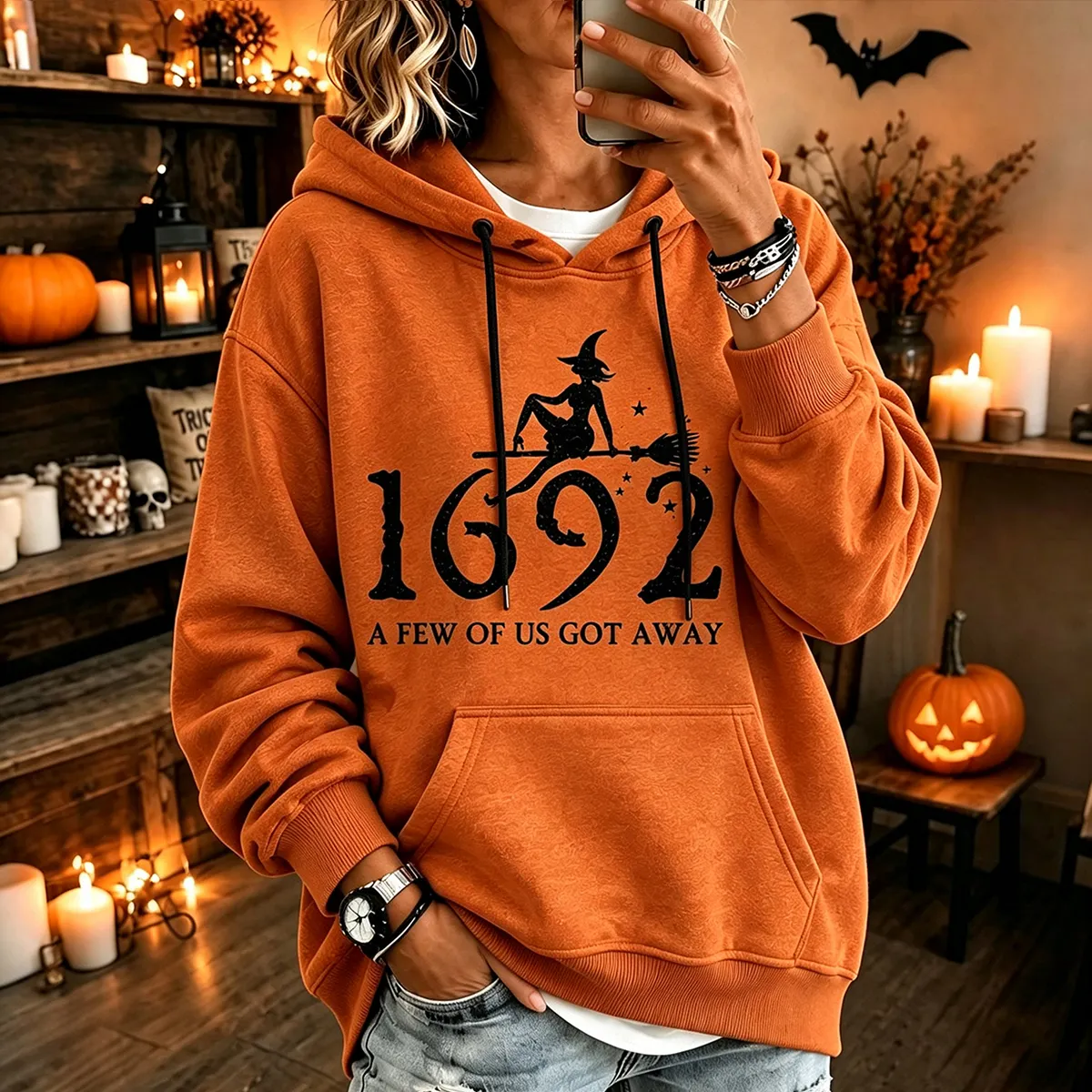 Comstylish Women's Retro Halloween Print Comfortable Warm Hoodie