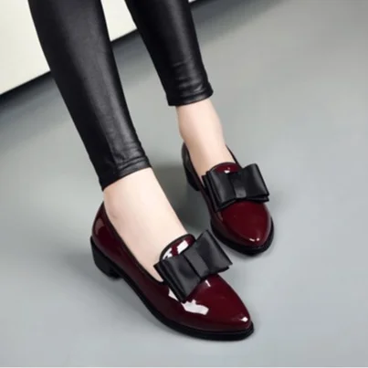 Yyvonne Leather Shoes Women In The Autumn Of 2025 New Bows Korean Version Of The Fashion Pointy Large Size Bright Leather Low-Heeled Single Shoes Women