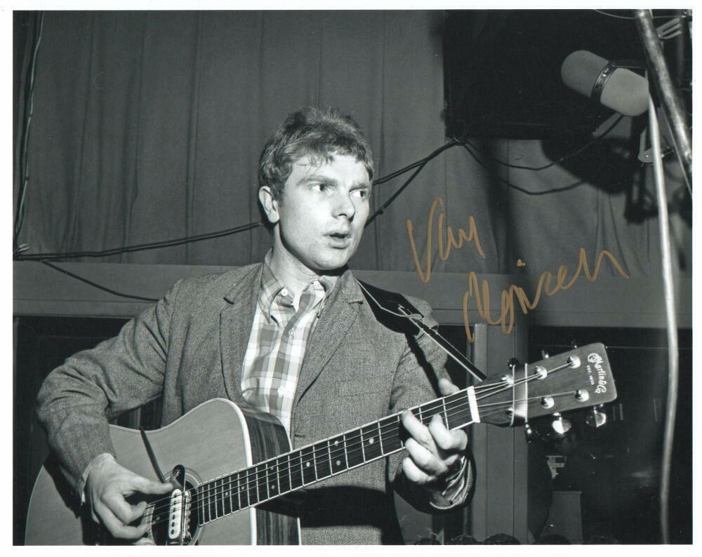 VAN MORRISON SIGNED AUTOGRAPH 8X10 Photo Poster painting - MOONDANCE, ASTRAL WEEKS, RARE! ACOA