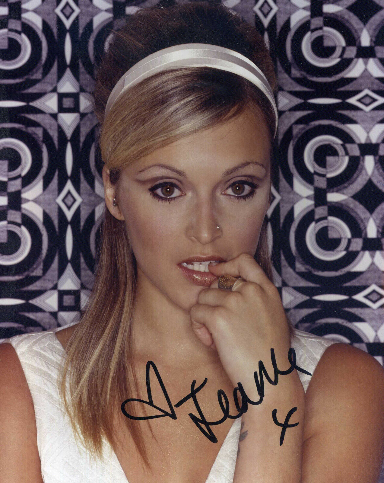 FEARNE COTTON Signed Photo Poster paintinggraph - TV & Radio Presenter / Model - preprint