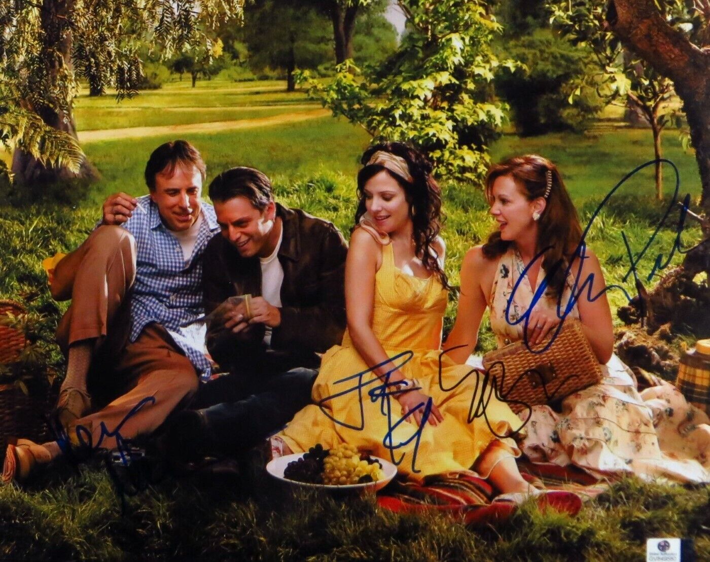 Weeds Cast Autographed 11X14 Photo Poster painting Parker/ Perkins/Nealon/Parrish/Kirk GV849580