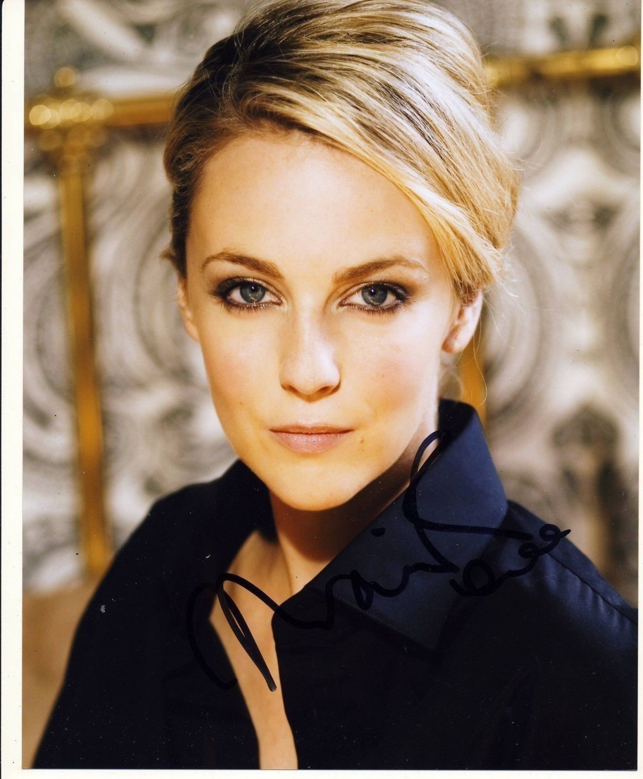 Miranda Raison Autograph Signed 10x8 Photo Poster painting AFTAL [4703]