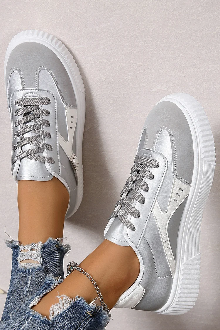 Patchwork Strap Buckle Decor Round Toe Lace Up Casual Sneakers