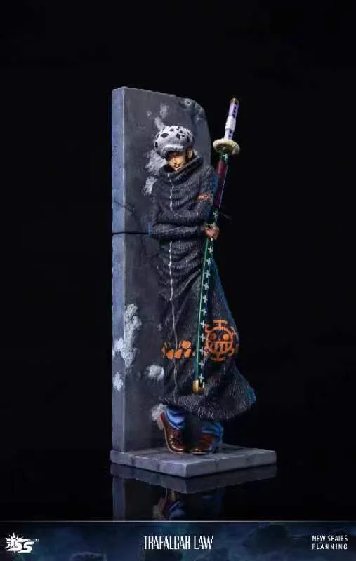 SS Studio - One Piece Shichibukai #2 Trafalgar D. Water Law Statue(GK)-