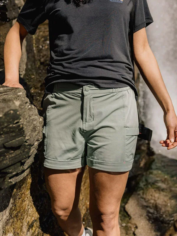 simple casual breathable outdoor ladies shorts