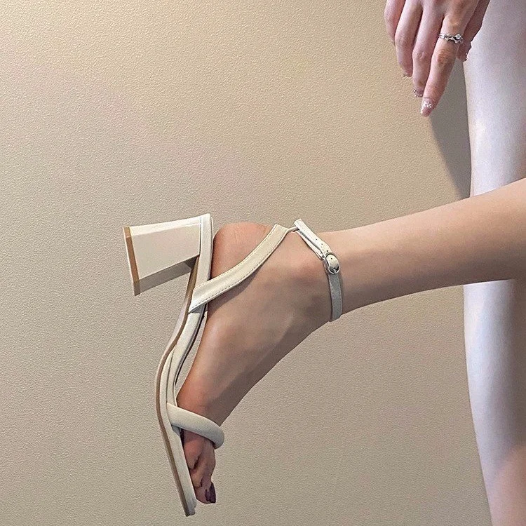 Uveng Uveng 2023 New Women's Summer Fairy Style Strap With Skirt French Soft Leather High Heels