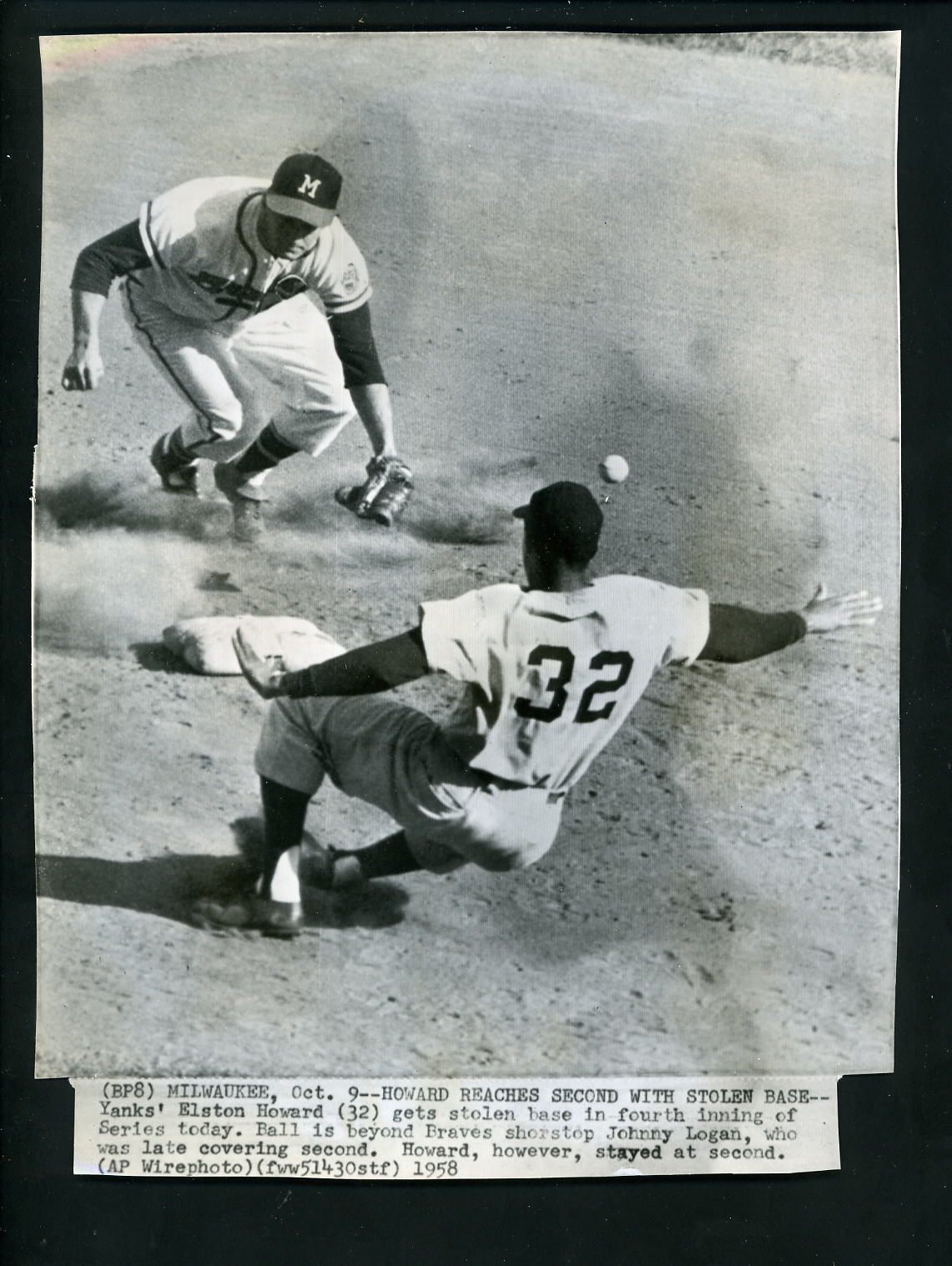 Johnny Logan Elston Howard 1958 World Series Press Photo Poster painting Milwauke Braves Yankees