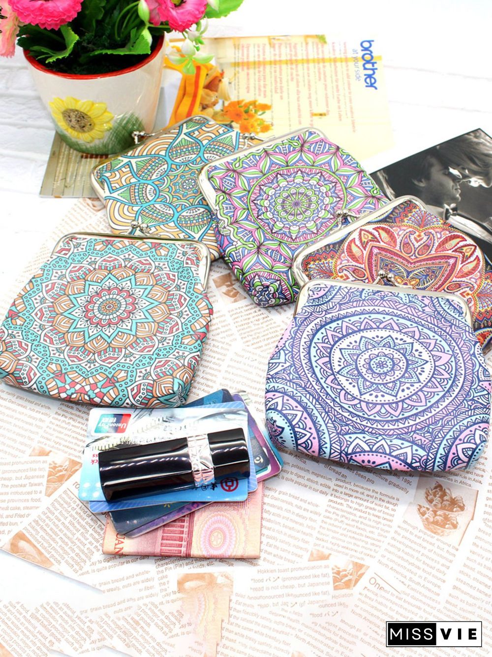 Ethnic Pattern Kiss Buckle Coin Purse Storage Bag